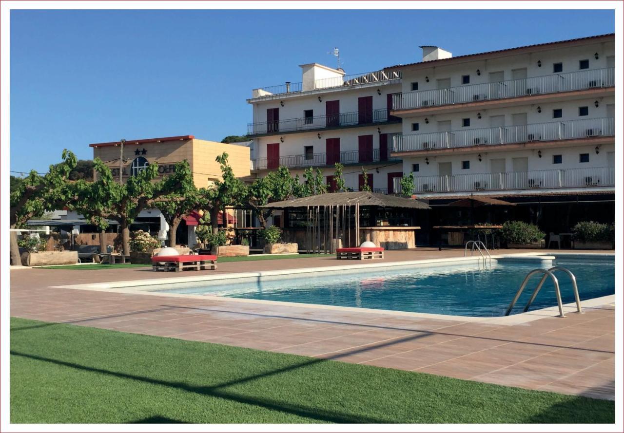Hostal Solfina Palafolls Exterior foto